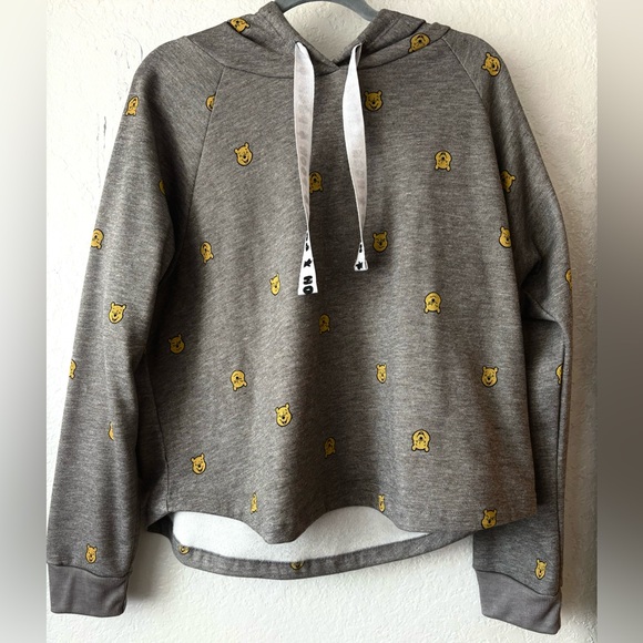 Winnie the Pooh sweater - Picture 1 of 1